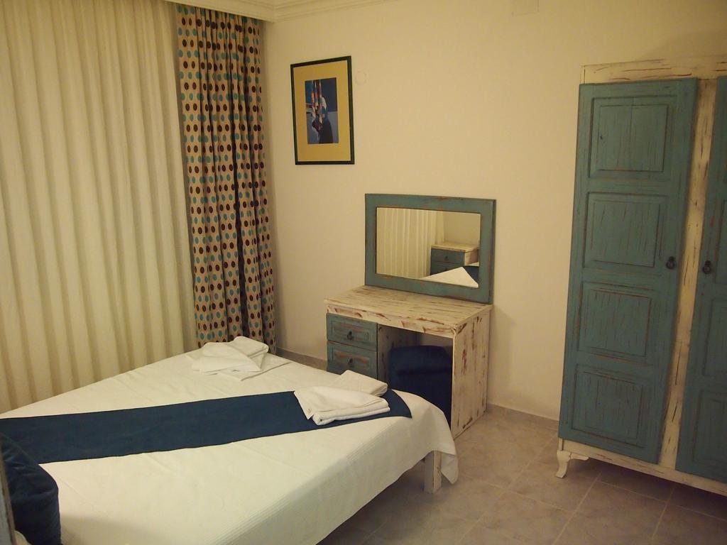 Ozcem Apart Aparthotel Fethiye Szoba fotó